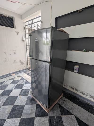 dowlance refrigerator used condition uper side lower side good working