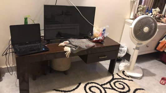 LED table