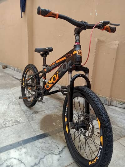 Bicycle – Excellent Condition – Disc Brakes