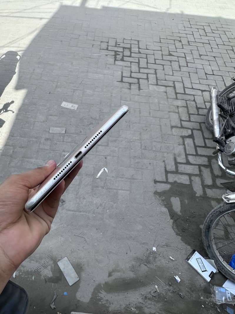 Ipad mini 5 board 2