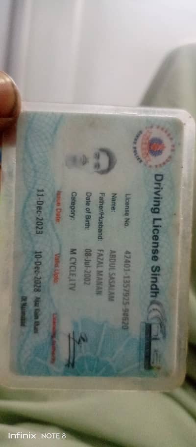 i am a driver with LTV Licence driving experience 7years