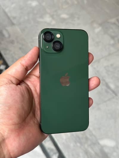 Apple iPhone 13