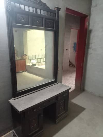 Wooden Dressing Table with Mirror for Sale*