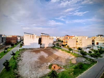 This Is Your Chance To Buy On Excellent Location Residential Plot In Park View City - Executive Block Lahore