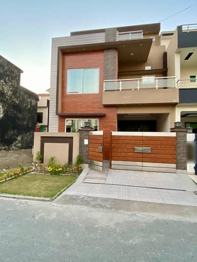 On Excellent Location House Is Available For sale In Park View City - Topaz Block