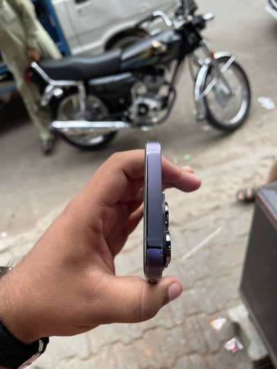 Apple iPhone 14 Pro