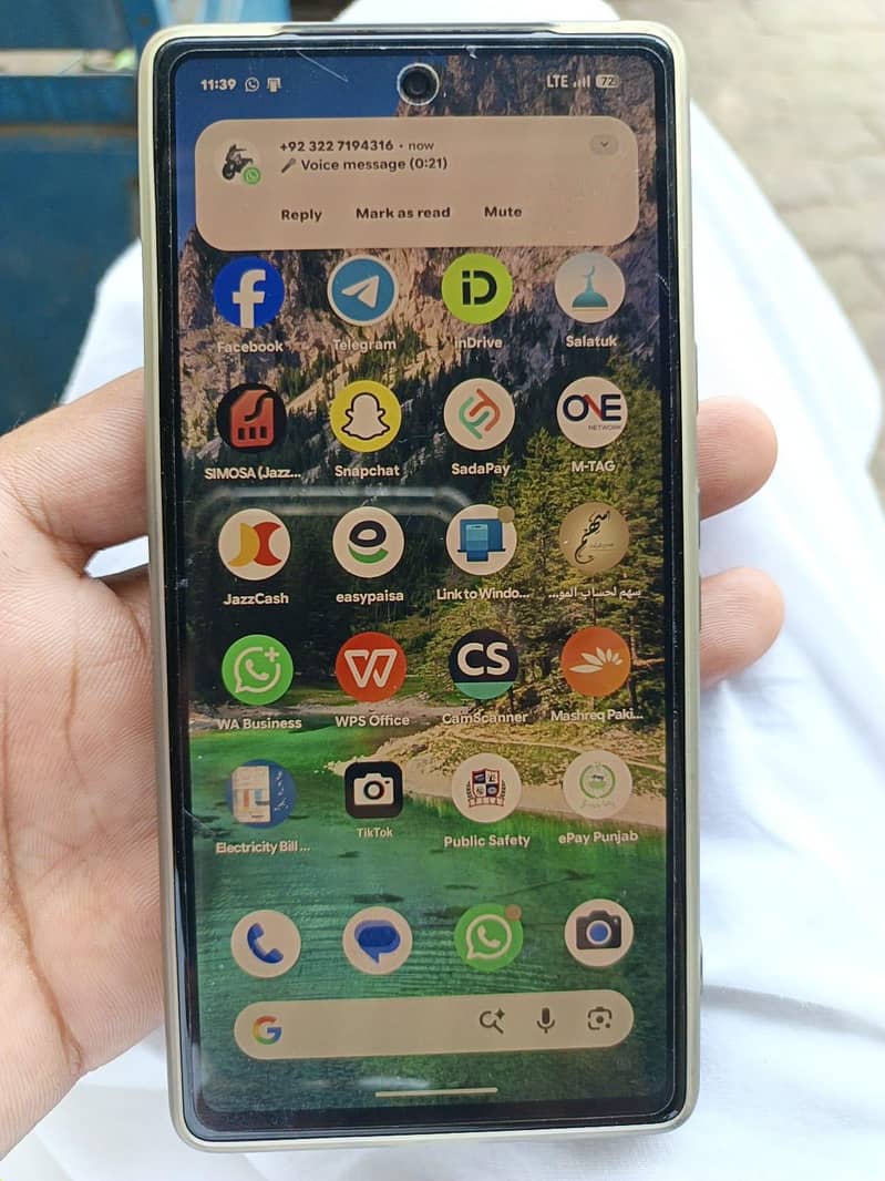 Google Pixel 7a 2