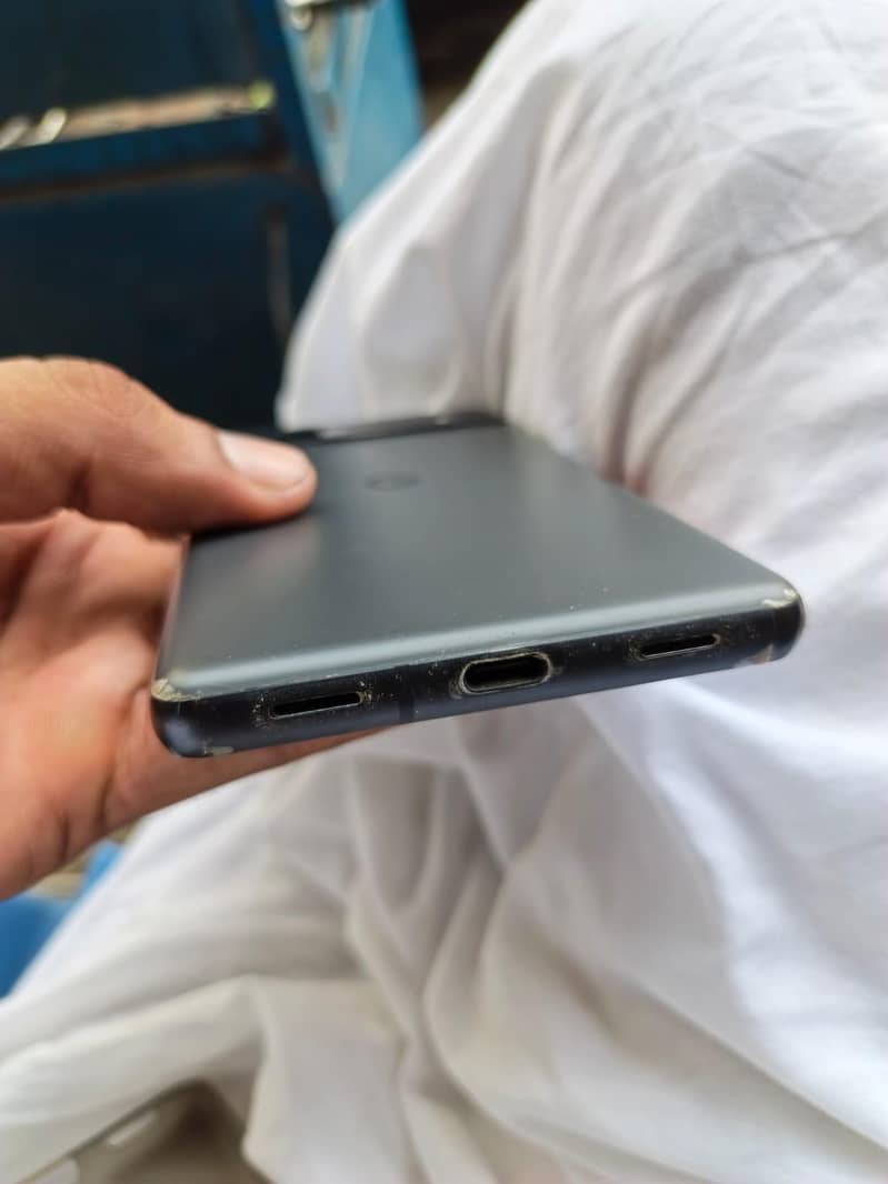 Google Pixel 7a 3
