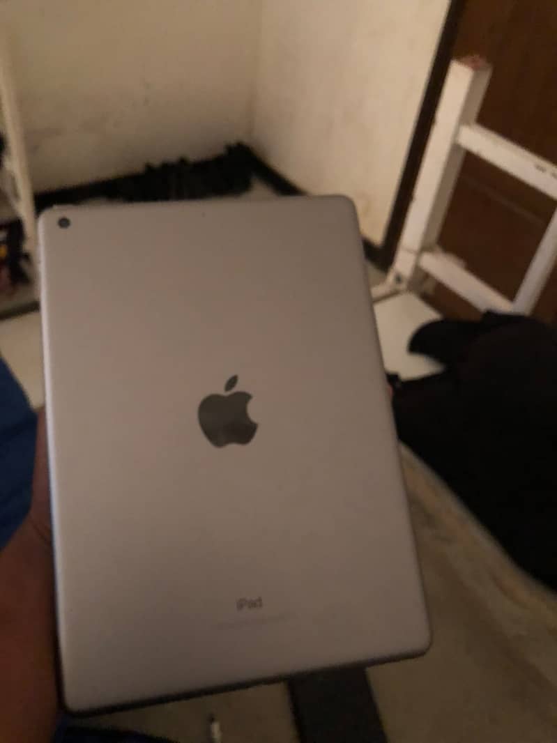 IPAD 5th Generation 1