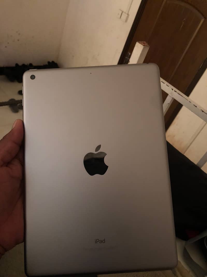 IPAD 5th Generation 6