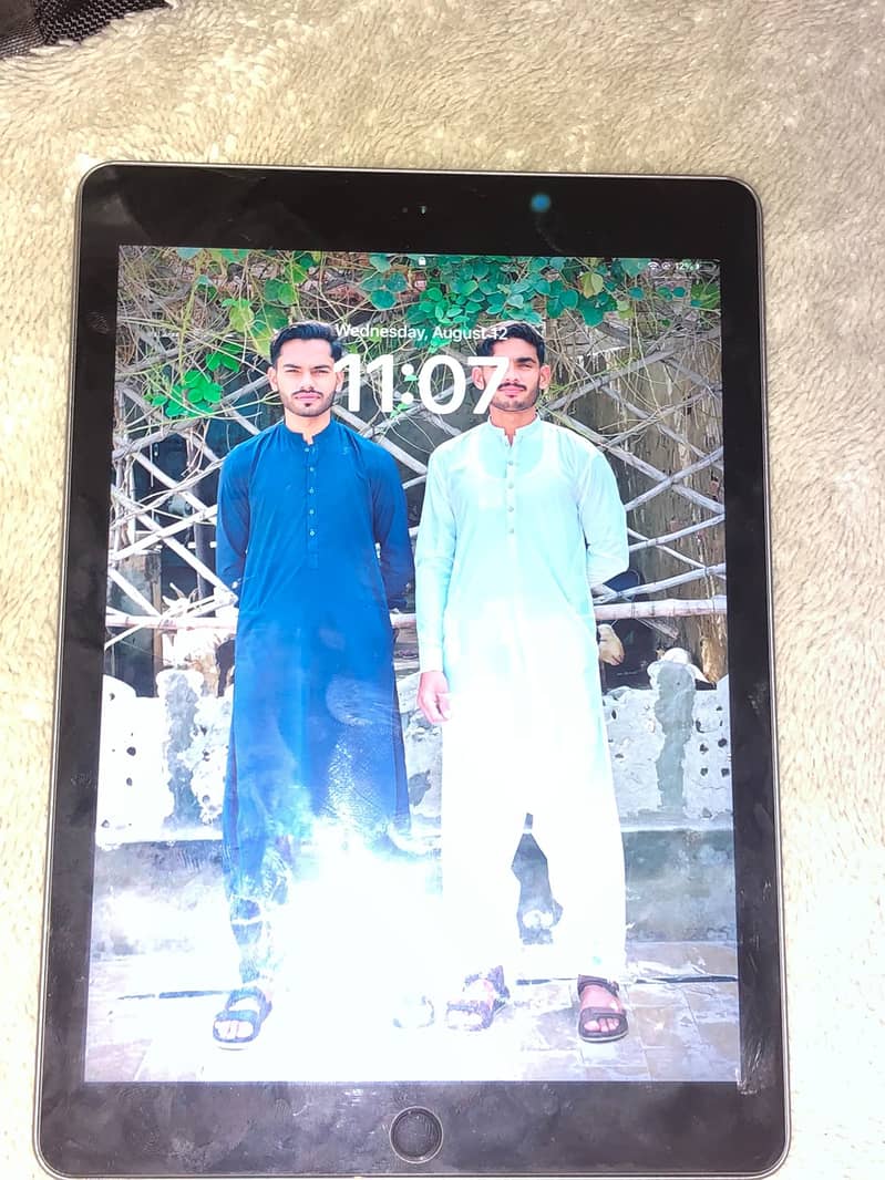 IPAD 5th Generation 7