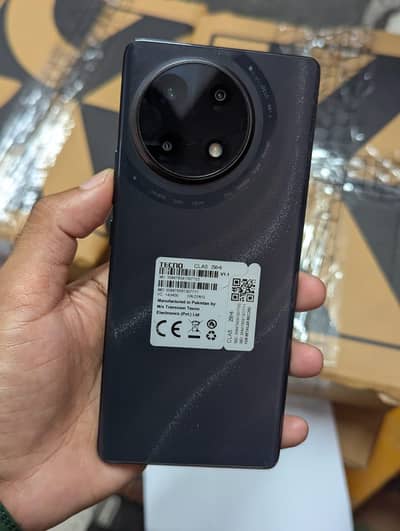 Tecno CAMON 30S
