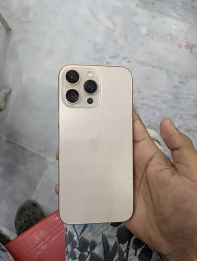 Apple iPhone 16 Pro Max