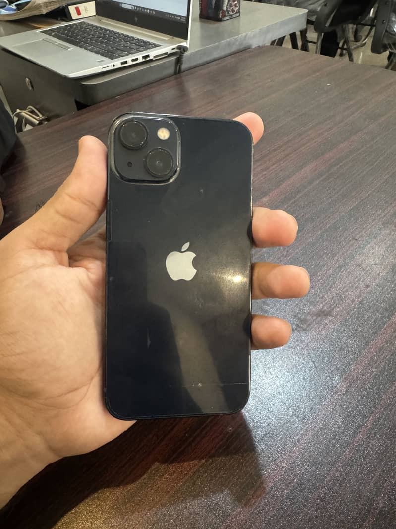 Apple iPhone 13 2