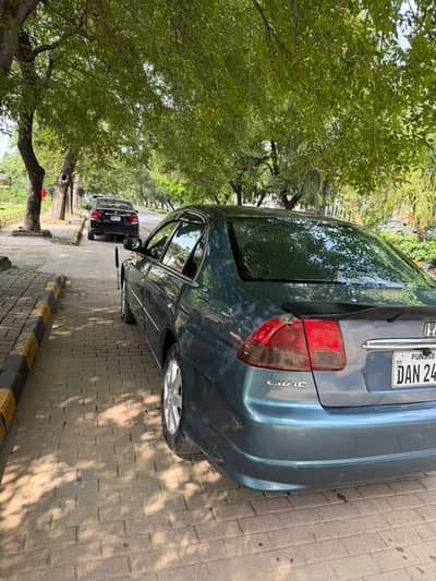Honda Civic EXi 2004