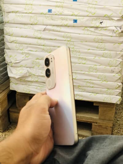 Vivo Y19s
