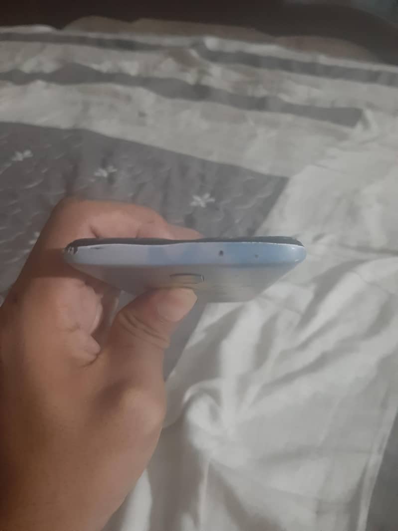 One Plus 6T 4