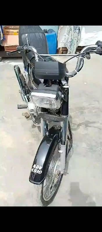 Honda CG 70 for sale document clear all okay
