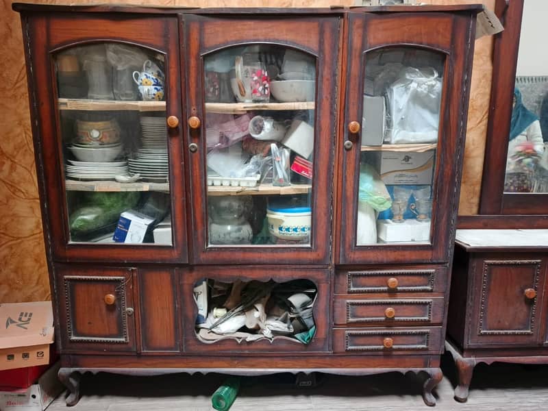 Solid Wood Showcase + Dressing Table – Good Condition 1