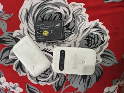 Zong ki device pta profa all sim waking sirf butter new dalwani hai