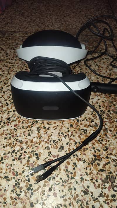 Sony PSVR 1 headset in good condition for sale