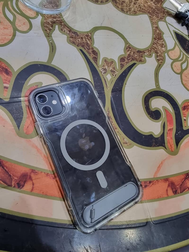 iPhone 11 5
