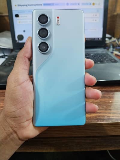 Tecno CAMON 40 Pro