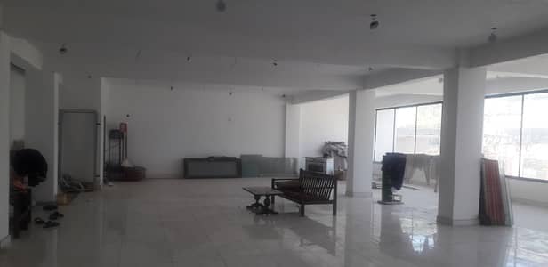 Office Available For Rent in Commercial Market Satellite town