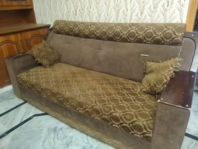 5 seater sofa Set for sale serious buyer contact