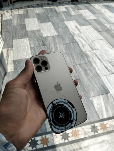 iphn 12 pro 128 gb urgent sale