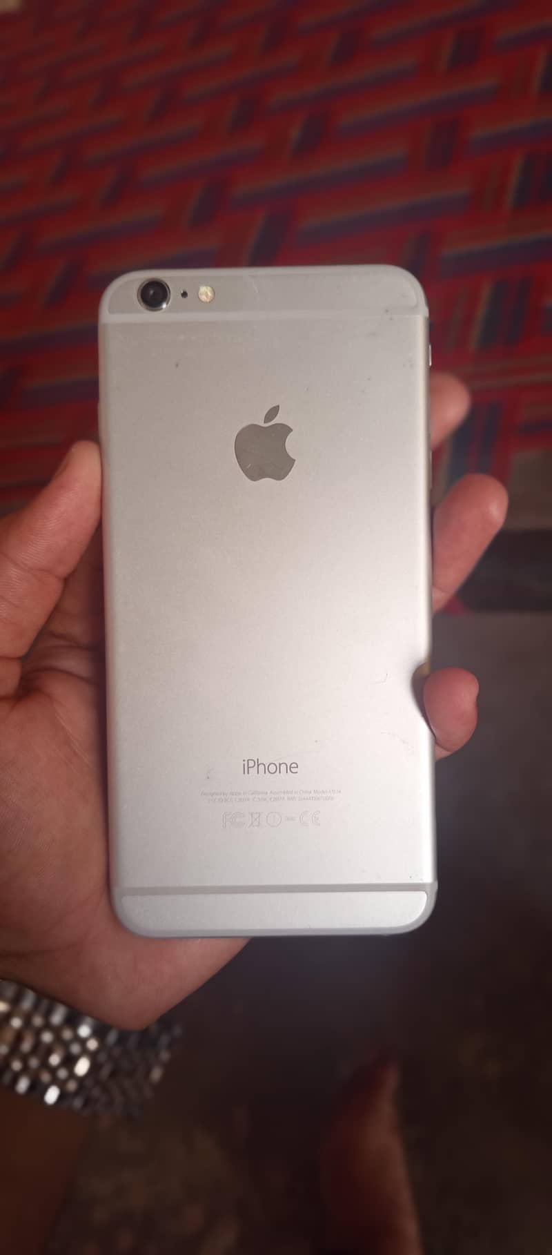 Apple iPhone 6 Plus 4