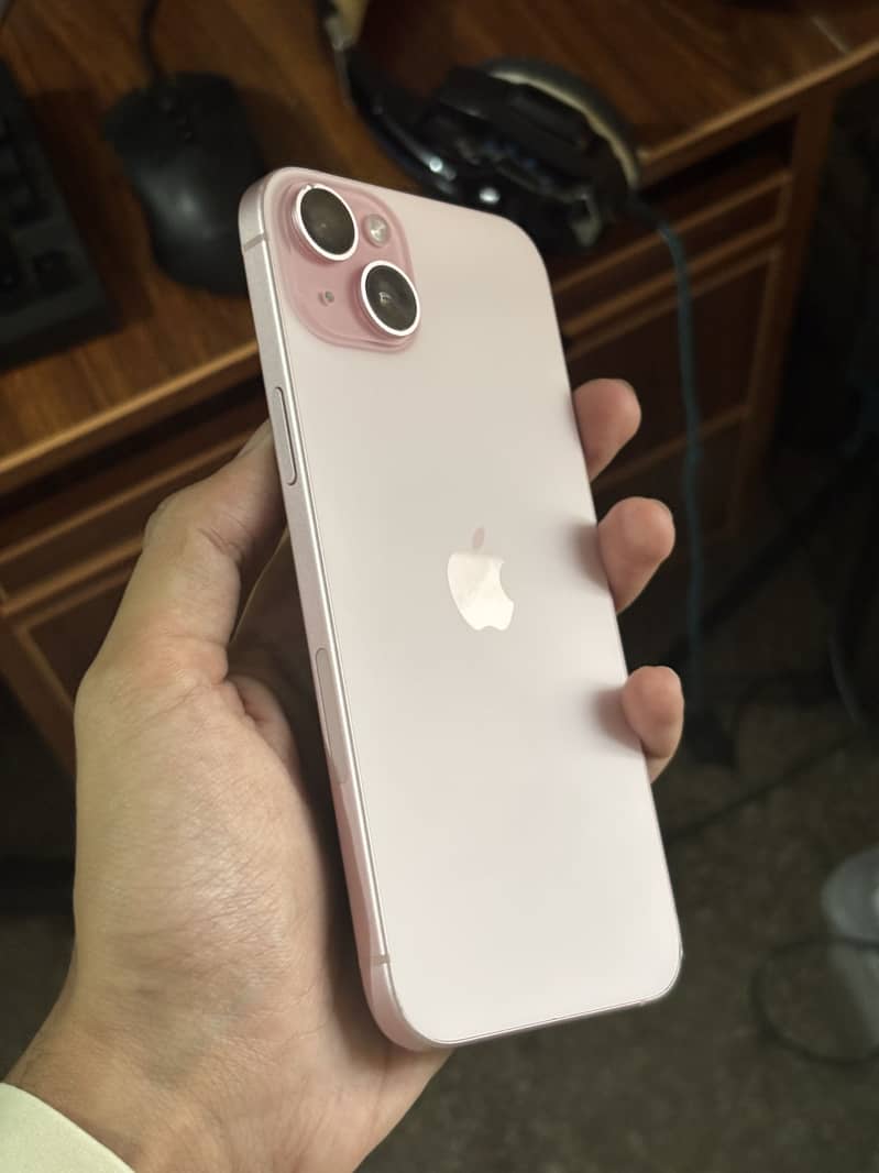 Apple iPhone 15 plus 2