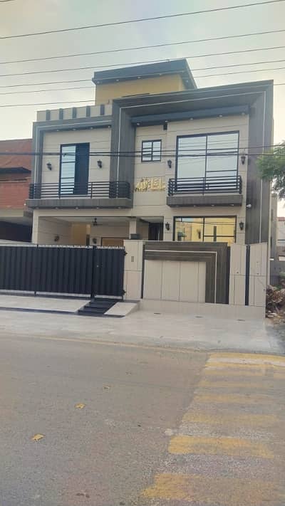Lake City 5 Mrla Brand New Facing Park Beautifu House For Sale L