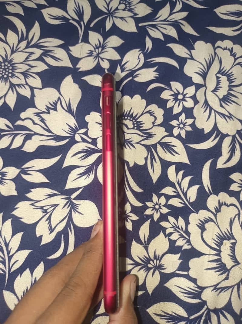 Apple iPhone 11 7