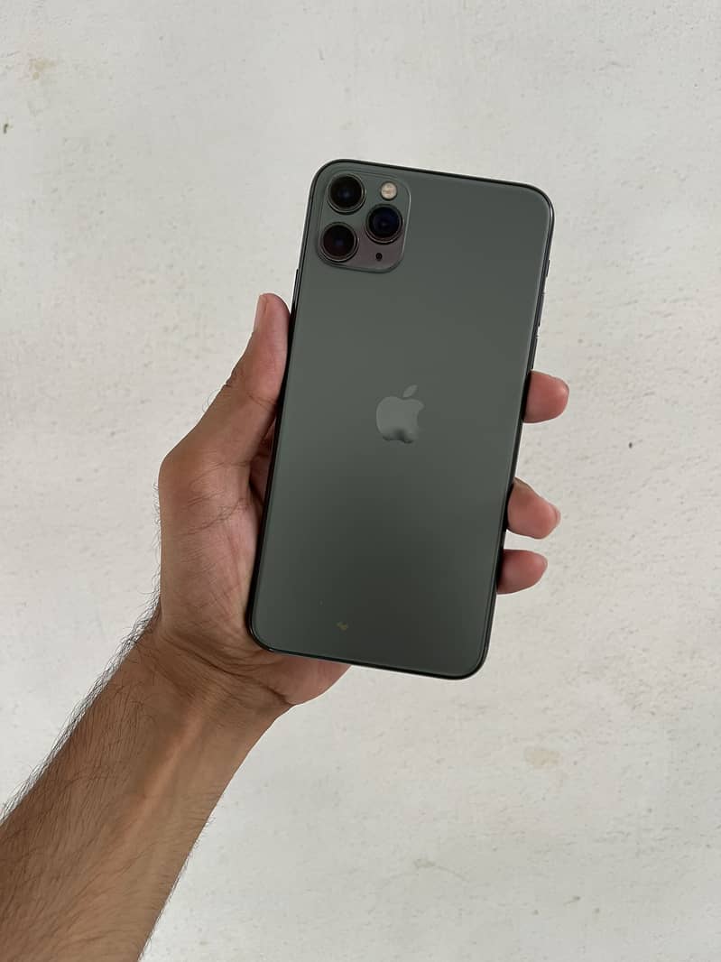 iPhone 11 Pro Max 0