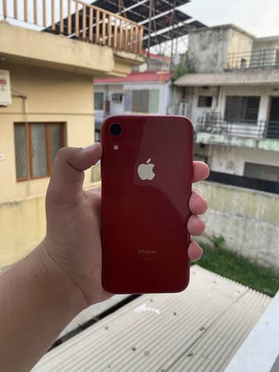Apple iPhone XR.    64gb.  Non pta.  Face id ok.  Urgent sale