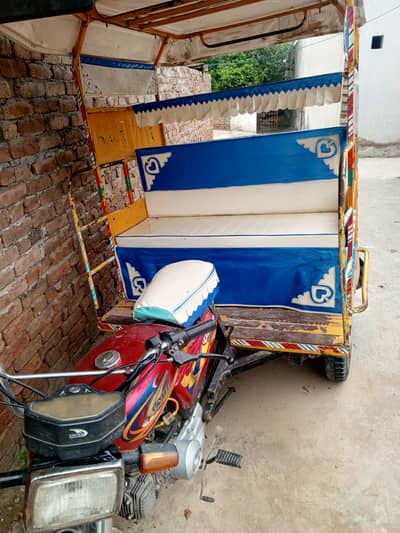 Model 2022 used and good condition united changchi rickshaw
