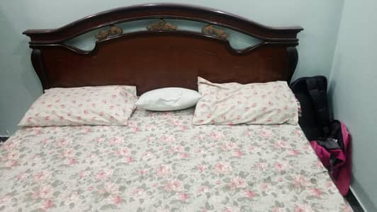 Wooden King Side Bed