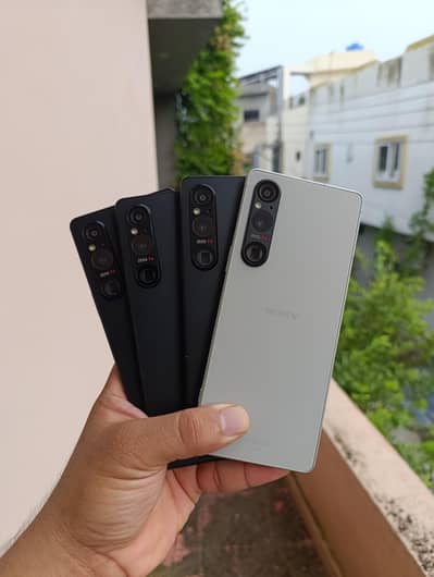 Sony Xperia 1 Mark 5 non pta | 12/256 | 1 mark 4 , 5 mark 4 , 5 mark 3