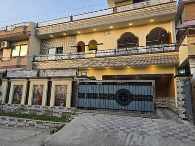12 Marla 7 Bedroom New House For Sale In 5.5 Crore