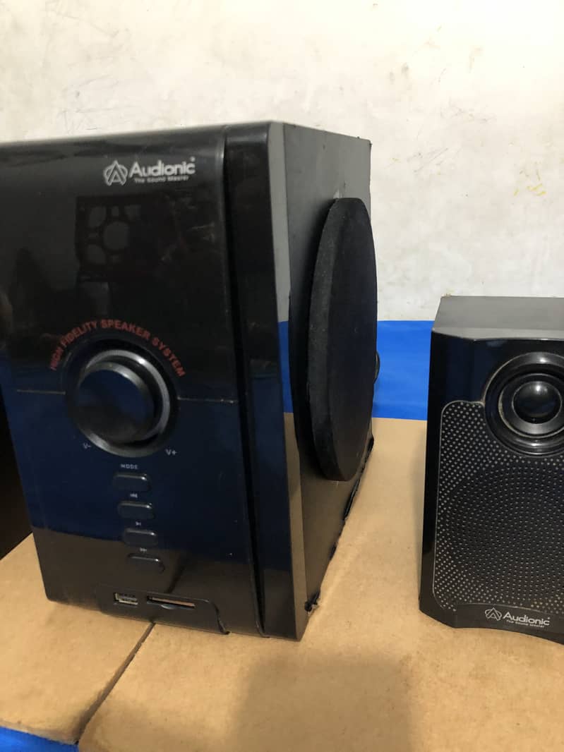 Audionic woofer Bluetooth speaker 8