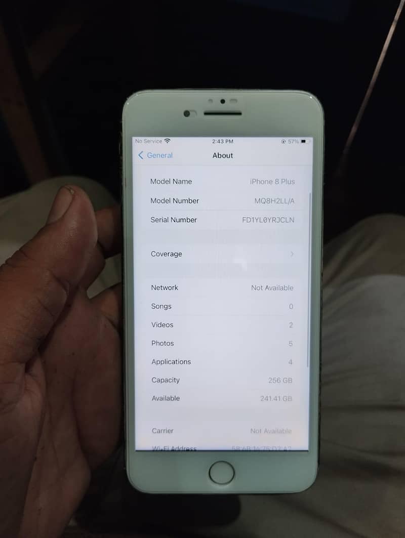 Apple iPhone 8 Plus 2