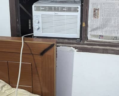 Window Ac midea with supply