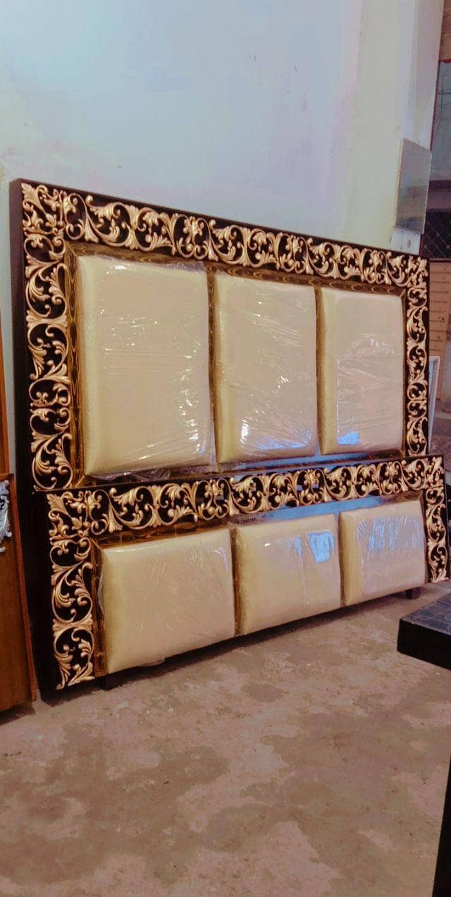 King bed/Double bed/Bed Set. 4