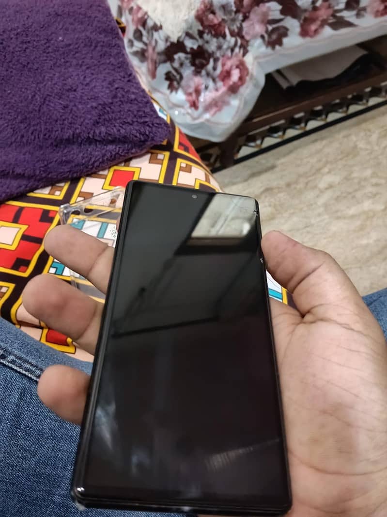 Google Pixel 6 5
