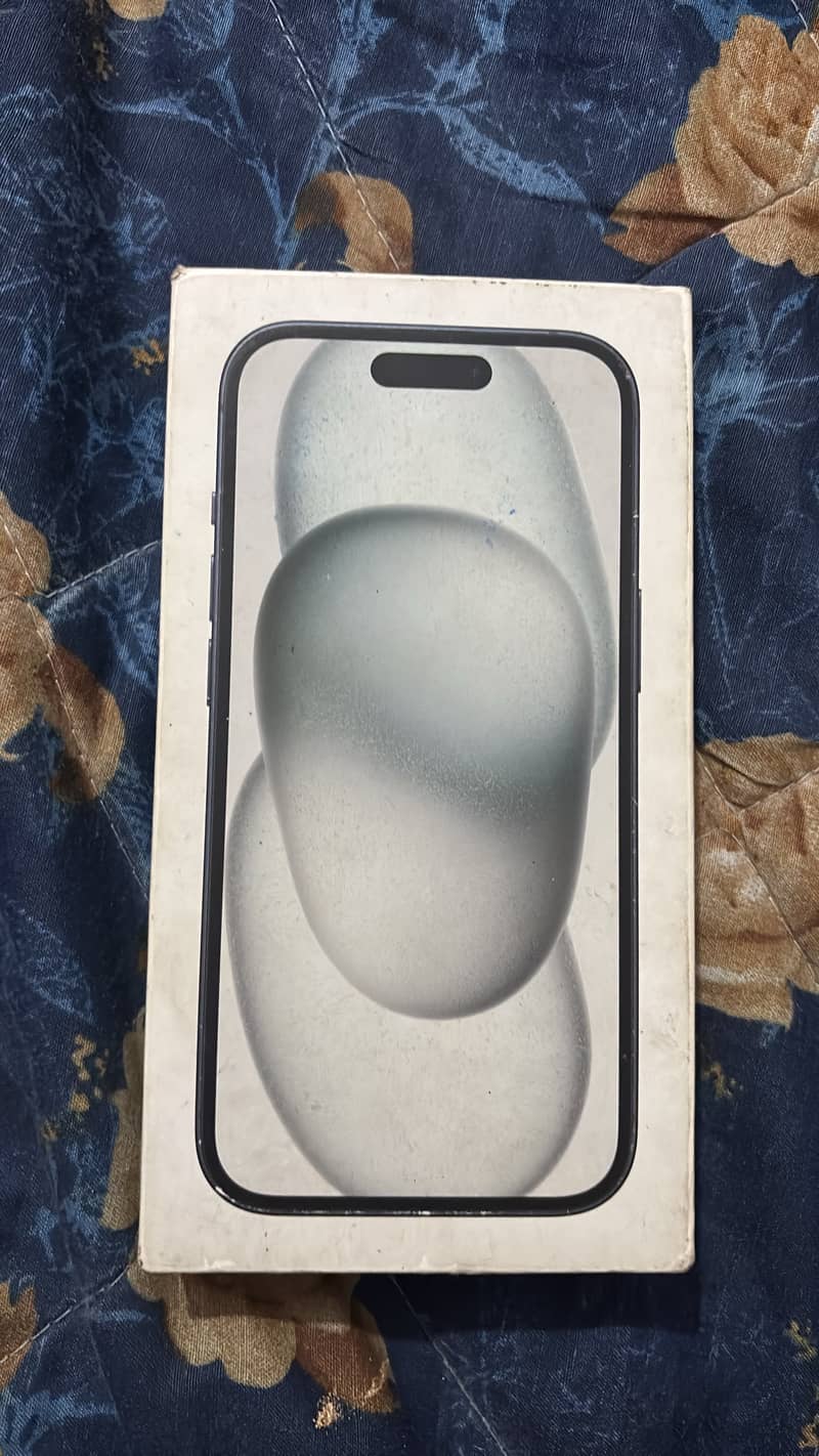 Apple iPhone 15 4