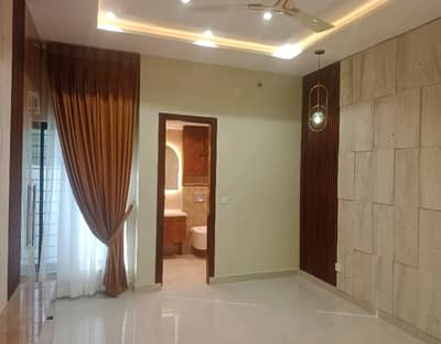 10 Marla House In Bahria Town - Sector C Best Option
