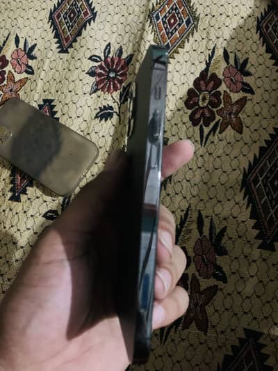 Apple iPhone 12 Pro