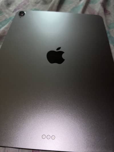 iPad Air 11-inch (M3 Chip) – 256GB Space Gray