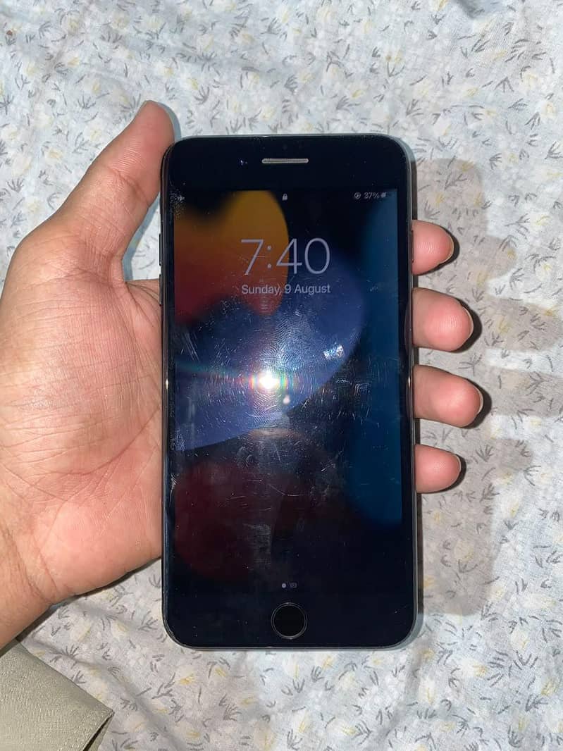 Apple iPhone 7 Plus 2